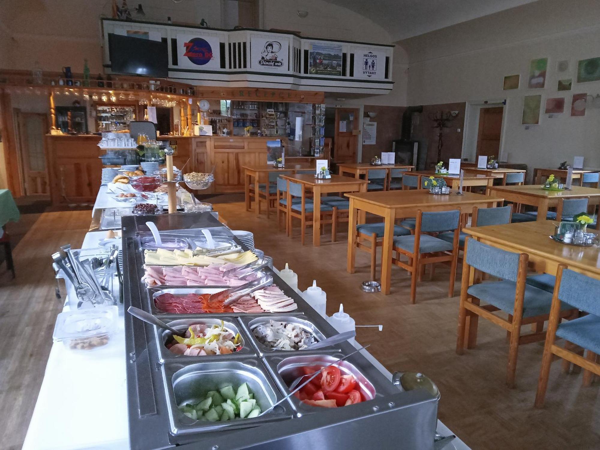 Buseranda - Depandance Hotelu U Zeleneho Stromu Decin Luaran gambar